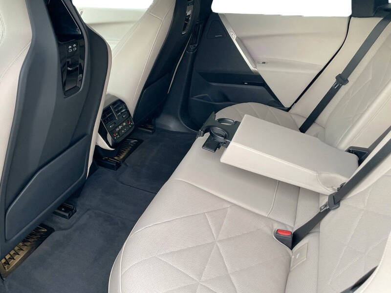 BMW iX xDrive40 Comfort BMW iX xDrive40 Comfort
